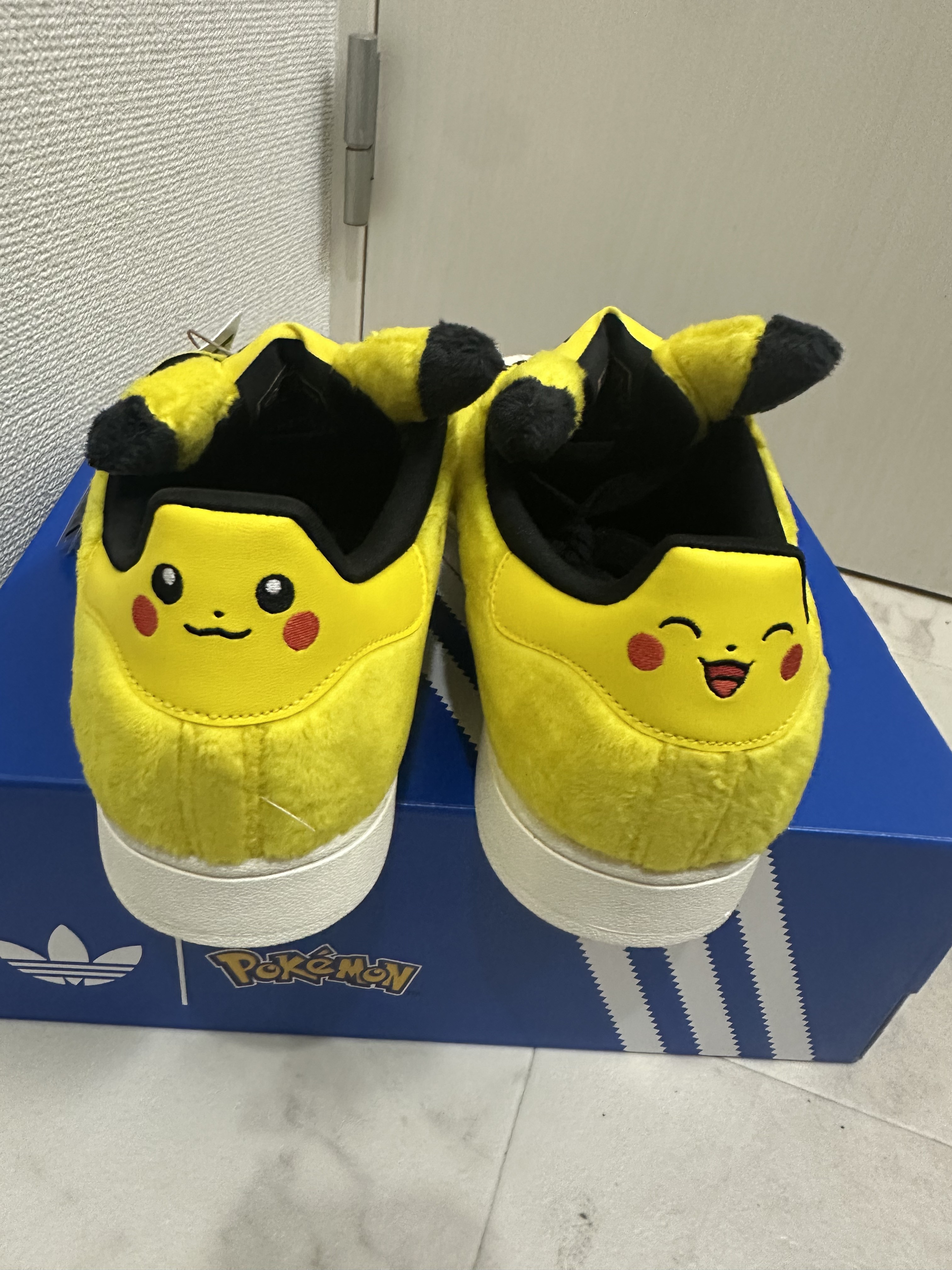 Heel view of Pikachu adidas sneakers